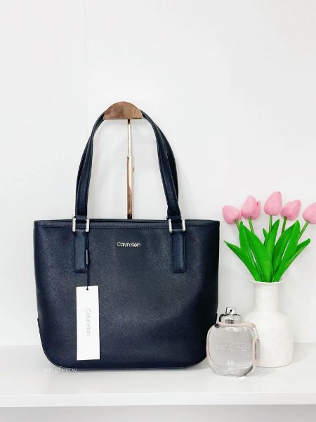 圖片  CK 防刮拉鍊中托特