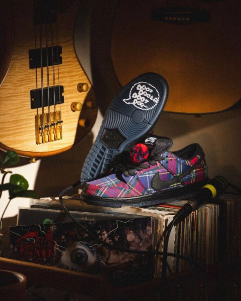 nike SB Dunk University Red and Yellow Strike II1493600	