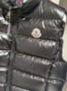 圖片 必備百搭款｜Moncler 經典羽絨背心