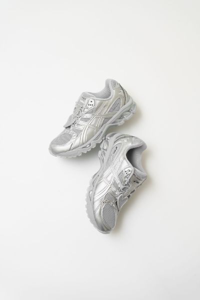 KIMHEKIM x ASICS GEL Nimbus 10 1 Silver Grey 1203A833020