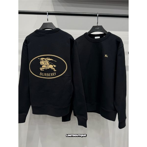 圖片 Burberry 經典 前後戰馬設計 新款 黑色 長袖 大學t