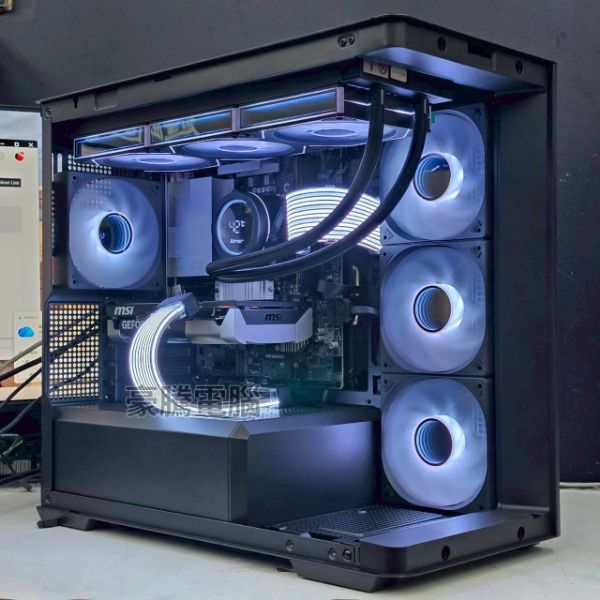 圖片 奶熊15號 INTEL Ultra 5 245K 獨顯 RTX5060TI 16G 電競主機 海景房