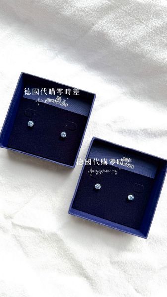 圖片 施華洛世奇 Swarovski-冰藍色單鑽耳環📦在台現貨