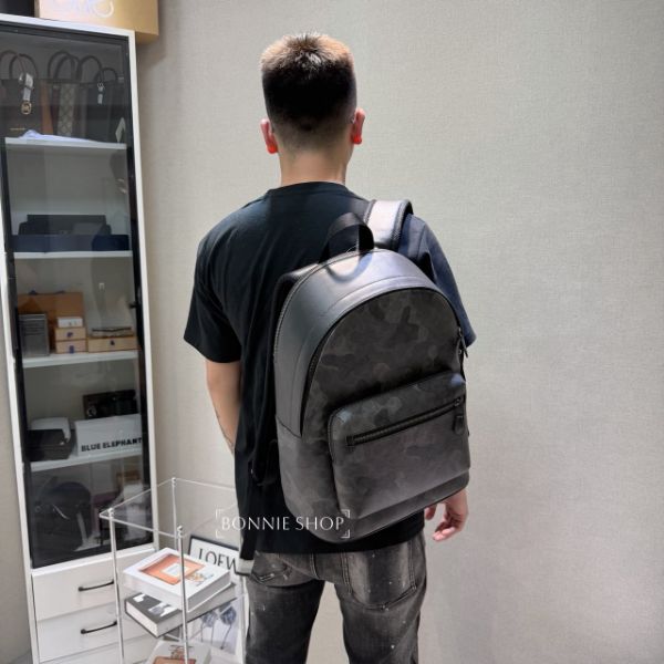 圖片 COACH WEST 迷彩印花後背包
