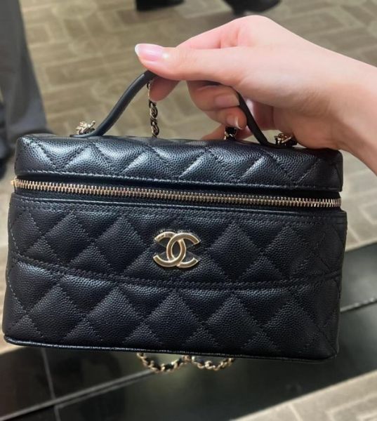 圖片 CHANEL 26C AP4407荔枝皮大 CC logo LP 飯盒包 黑