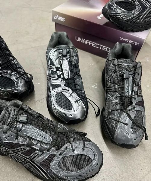 Asics x UNAFFECTED GELNimbus 101