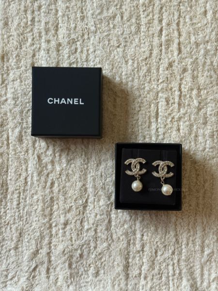 圖片 CHANEL 滿鑽垂墜珍珠耳環