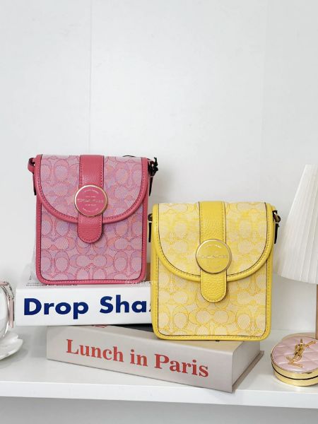 圖片 Coach 香布蕾小書包 手機包 斜背包