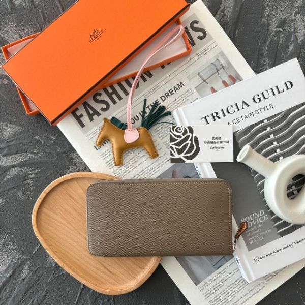 圖片 Hermès Silk’in Classic Wallet 大象灰絲巾長夾