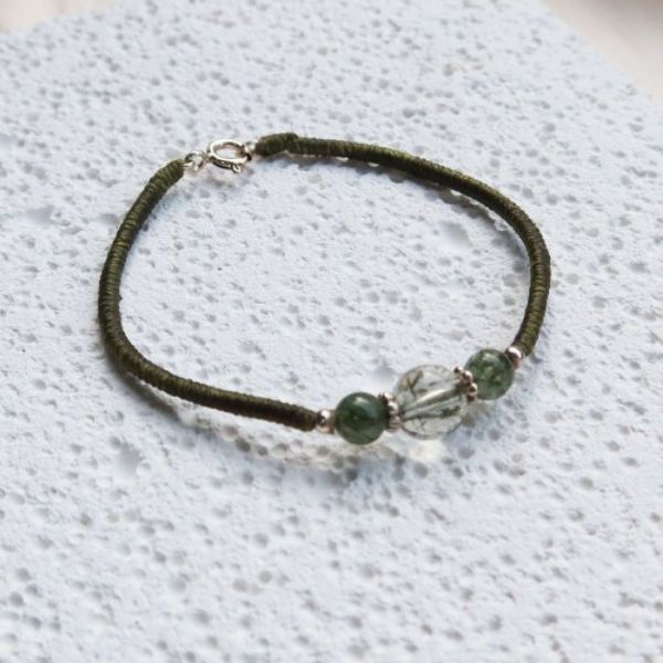 圖片 【水晶蠟繩系列】綠絲髮晶x金剛結x圓珠x招財x助事業 蠟線手鍊