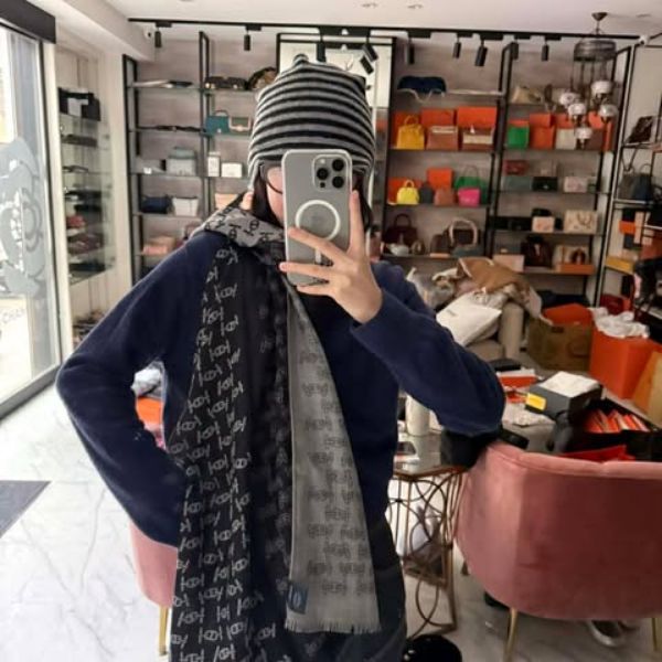 圖片 Hermes 新款雙面豬鼻子圍巾