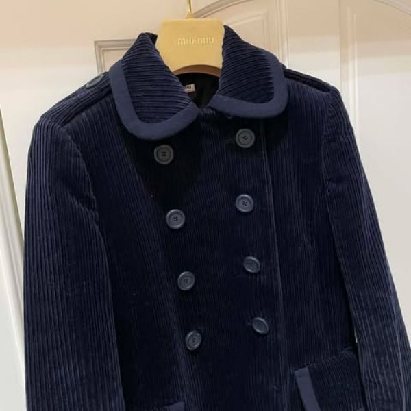 圖片 Miu Miu秀款午夜藍燈芯絨大衣