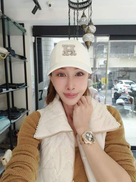 圖片 Hermes 奶白色H棒球帽