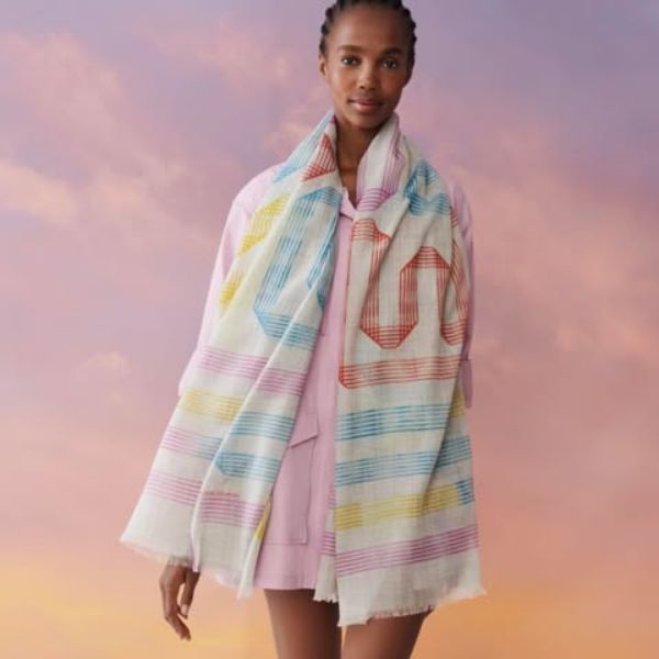 圖片 Hermes 彩色字母線條披肩