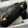 圖片 Chanel 黑金泰迪軍牌郵差包