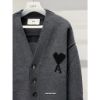 圖片 Ami 經典深灰色 黑愛心設計 羊毛 毛衣 針織罩衫 外套 開襟衫