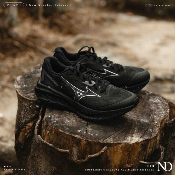 NICEDAY 代購 Mizuno Astro 黑魂 黑 全黑 慢跑 厚底 D1GH250501