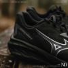 NICEDAY 代購 Mizuno Astro 黑魂 黑 全黑 慢跑 厚底 D1GH250501