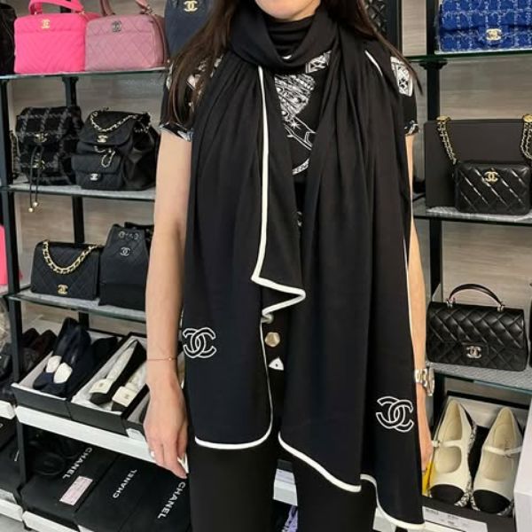 圖片 Chanel 23p黑白經典圍巾