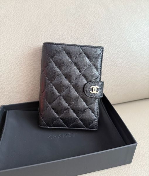 圖片 「M.Y精品」 Chanel 小香 最新26C 內拉鏈中夾 護照套 護照中夾