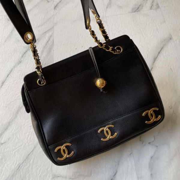 圖片 Chanel vintage黑金魚子醬荔枝金球奶粉包