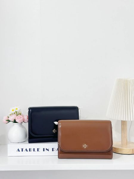 圖片 Tory Burch｜TB 亮皮 小金logo WOC包