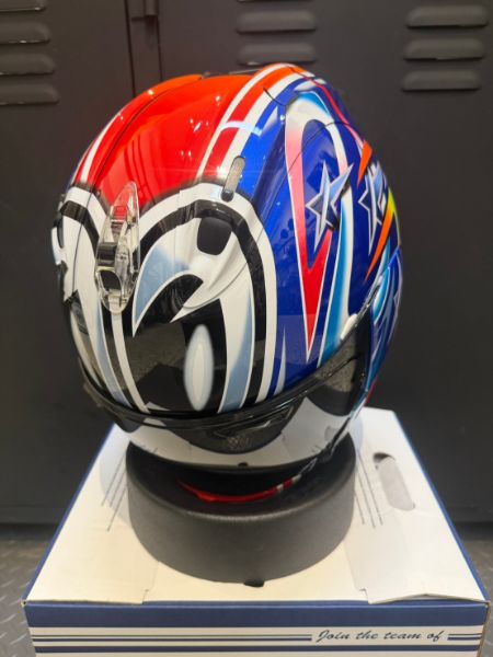 圖片 UPC騎士裝備館_台中店 二手 Arai RX-7X 紅月兔 限量彩繪 選手彩繪 安全帽 進口帽 