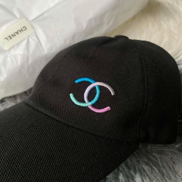 圖片 Chanel 黑色彩虹logo棒球帽