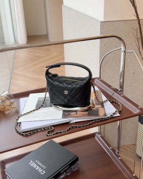 圖片 【CHANEL】荔枝牛皮飯盒包 黑金