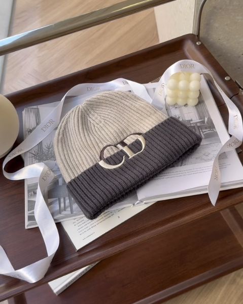 圖片 【DIOR】經典LOGO羊毛絨線毛帽 米色