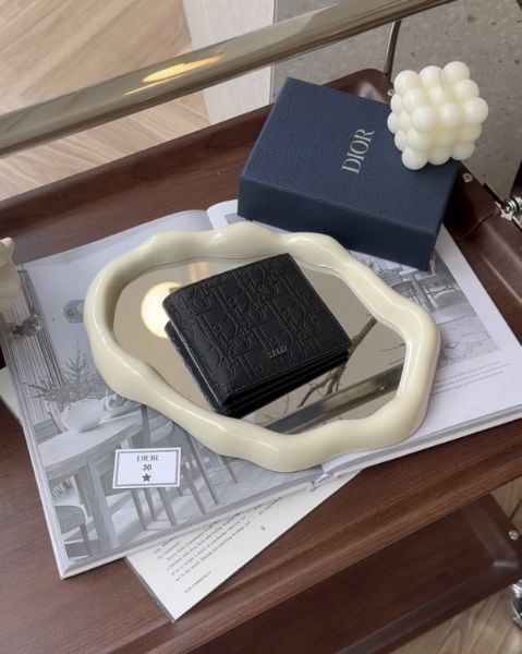 圖片 【DIOR】GRAVITY 皮革內八卡雙折短夾 黑色