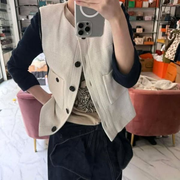 圖片 Chanel 秀款 深藍拼白華夫餅格紋針織外套