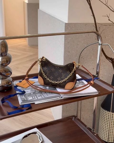 圖片 【LV】NANO BOULOGNE 小牛角棕老花 M25519