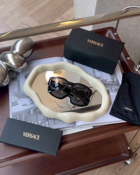 圖片 【VERSACE】鏡腿LOGO 墨鏡 黑色