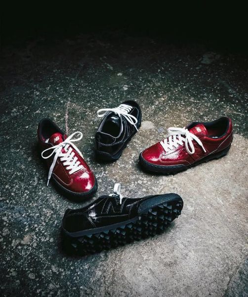 New Balance Gator Run Black Claret UGTR2SV UGTR17G