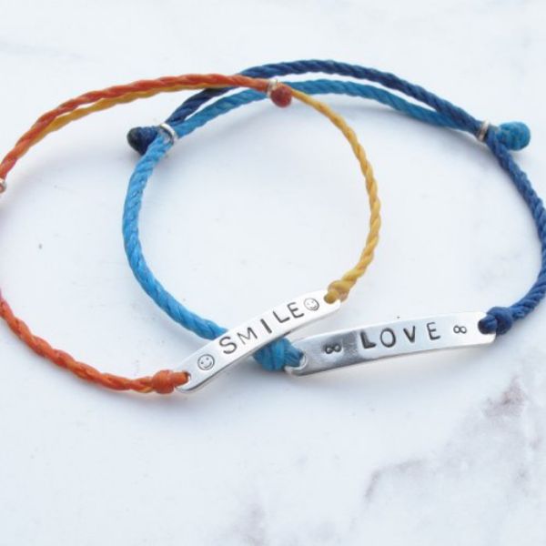 圖片 【客製手編蠟繩】銀牌文字情侶 | 手工蠟繩幸運手鍊