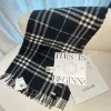 圖片 BURBERRY 100%喀什米爾寬版格紋黑白色圍巾