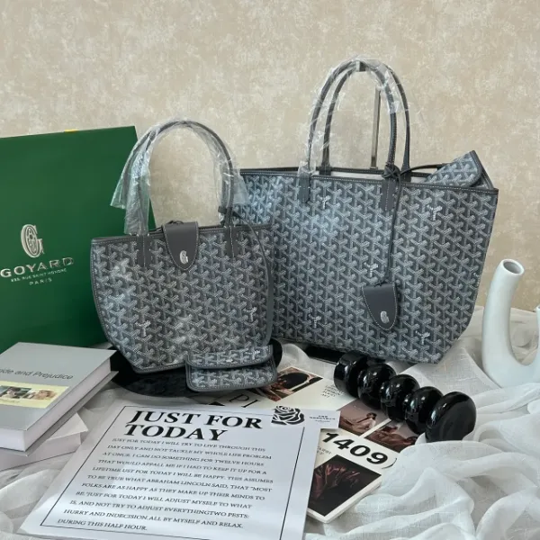 圖片 Goyard Saint Louis PM 灰色托特包附磁吸包夾
