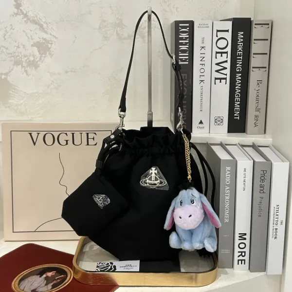圖片 Vivienne Westwood 黑色尼龍子母水桶包