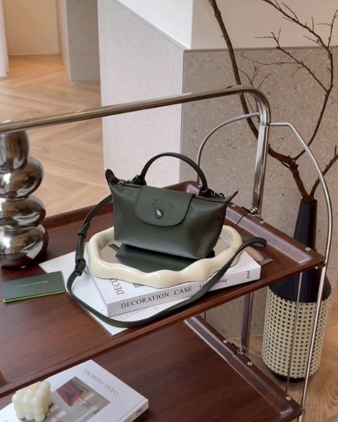 圖片 【LONGCHAMP】LE PLIAGE XTRA 手拿包XS 冷杉綠色