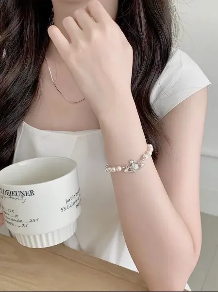 圖片 VIVIENNE WESTWOOD 西太后 MINI BAS RELIEF 浮雕珍珠手鍊 銀