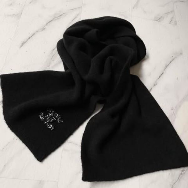 圖片 Chanel 25a黑色毛呢亮片針織圍巾