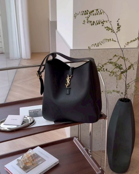 圖片 【YSL】LE 5À7 大號 HOBO 黑金