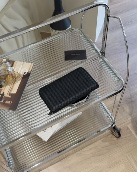 圖片 【BV】羊皮編織拉鍊長夾 黑色