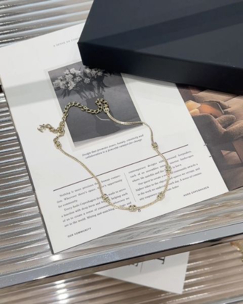 圖片 【CHANEL】小LOGO蛇骨項鍊 金五花