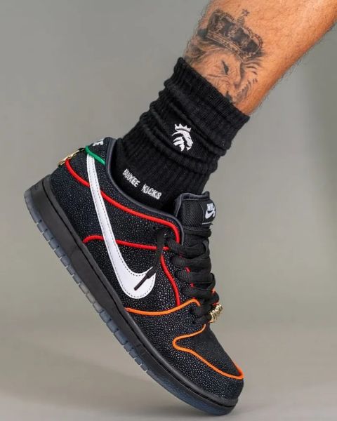 Bronx Girls Skate x Nike SB Dunk Low Black and Challenge Red HV1664001