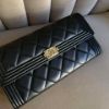 圖片 Chanel 黑金羊皮boy信封長夾