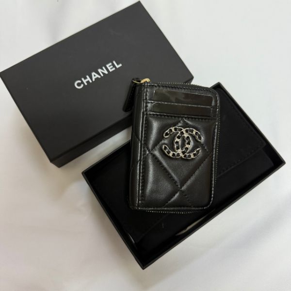 圖片 【Luxury】現貨 CHANEL 香奈兒 精品代購 經典19造型拉鍊零錢包 卡包 拉鍊包 短夾 全新全配-
