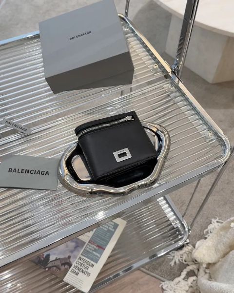 圖片 【BALENCIAGA】RODEO 雙折短夾 黑色