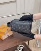 圖片 【LV】LOCKER DOPP KIT 洗簌包 黑色老花 M83113